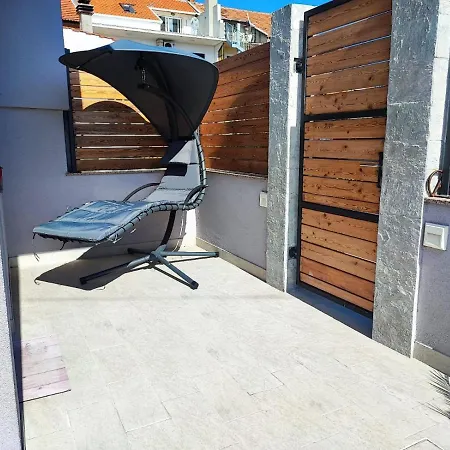 Pop Sleeps 3 With Pool * 자다르