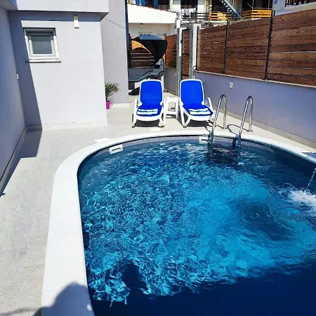 Pop Sleeps 3 With Pool 빌라 *