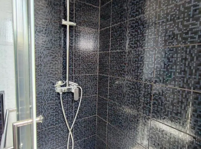 Pop Sleeps 3 With Pool