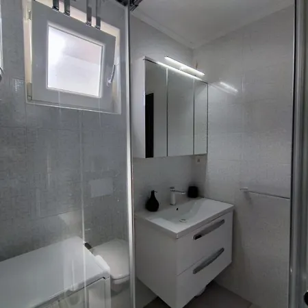 Pop In For 3 Person Villa