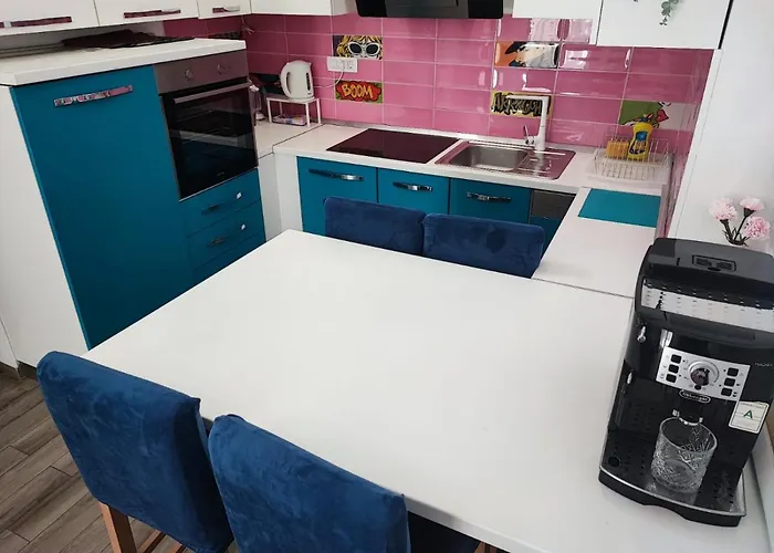 Pop Sleeps 3 With Pool Zadar